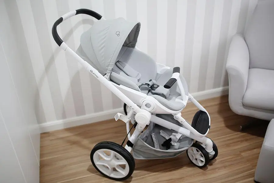 Carrinho de Bebê Quinny Moodd Cinza – Conforto e Estilo para Seu Bebê Carrinho de Bebê Quinny Moodd Cinza - Conforto e Estilo para Seu Bebê